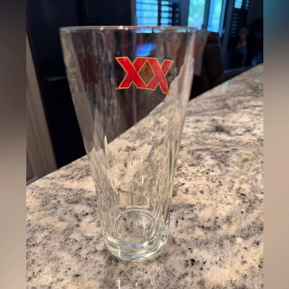 Dos Equis Clear Glass Pint thick glass 8x3in